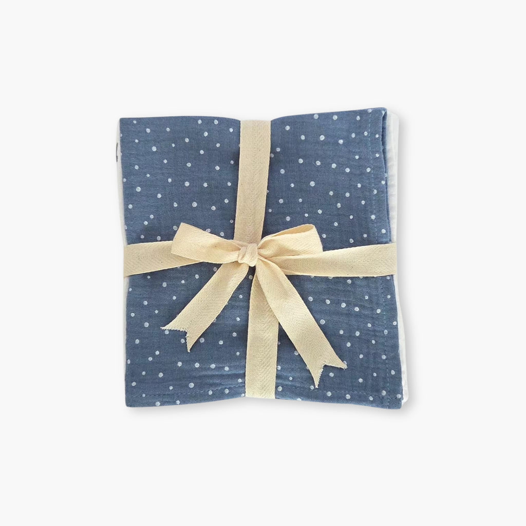 Set 3 prosoape muselina 35x35 pentru bebelusi ambalate cu panglica
