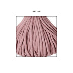 Fir textil de culoare blush, gros si moale, ideal pentru cosuri crosetate premium pentru bebelusi. Textura densa si uniforma, potrivita pentru produse handmade de calitate.