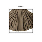 Fir textil de culoare coffee, gros si moale, ideal pentru cosuri crosetate premium pentru bebelusi. Textura densa si uniforma, potrivita pentru produse handmade de calitate.