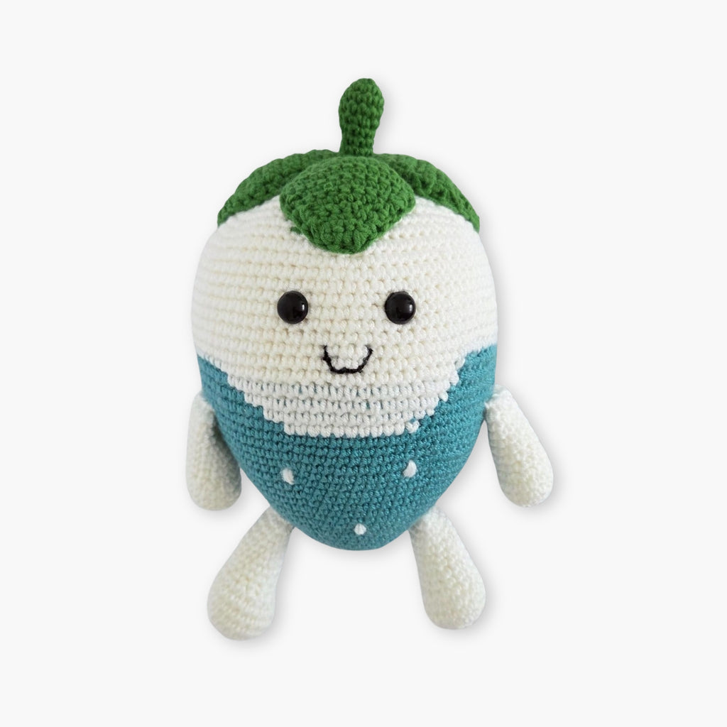 Figurina crosetata Strawberry din bumbac, obiect decorativ handmade