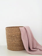 Paturica din muselina uni petale pentru bebelusi, potrivita pentru somn si plimbari
