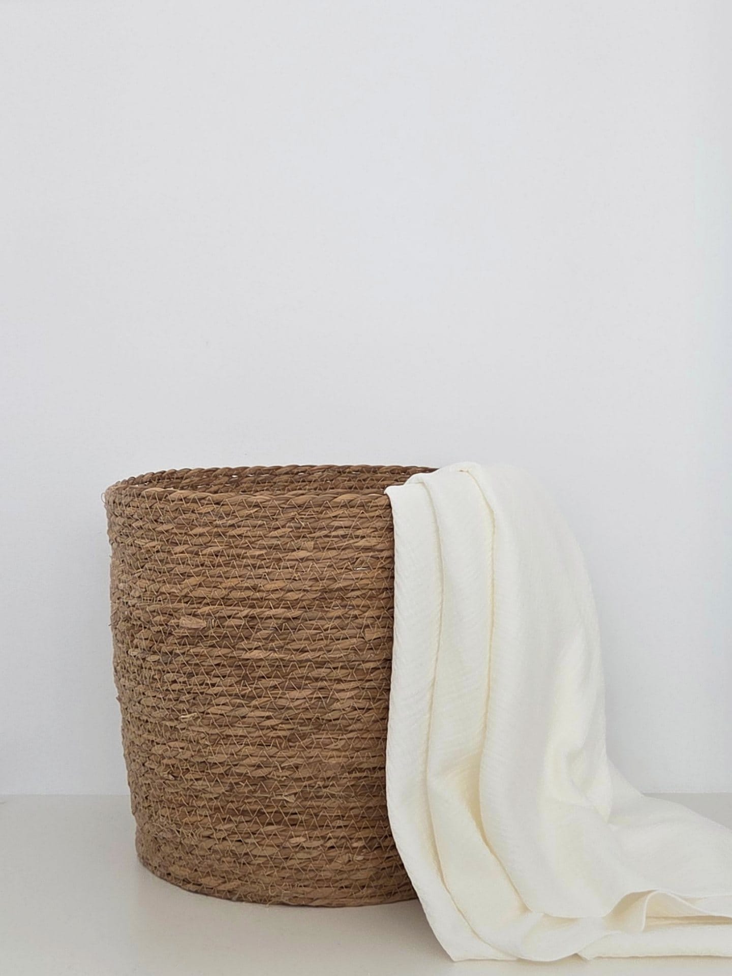 Muselina din bumbac 100% culoare Off White, dimensiune 70 x 90 cm, material moale si respirabil