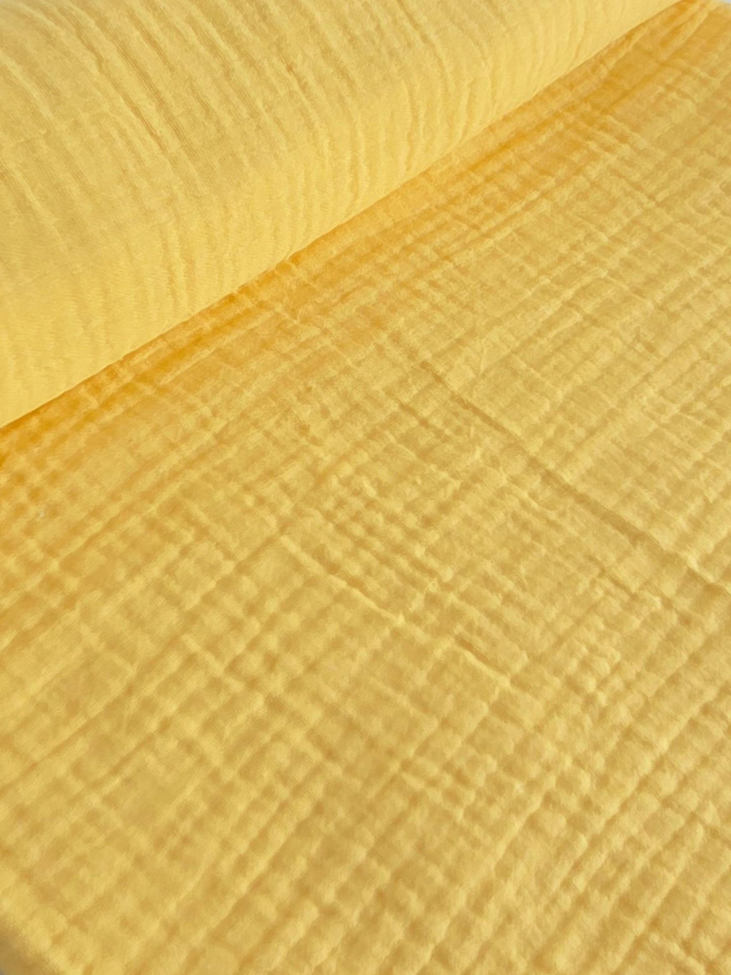 Muselina din bumbac 100% pentru bebelusi, model Uni Soft Yellow, rulata