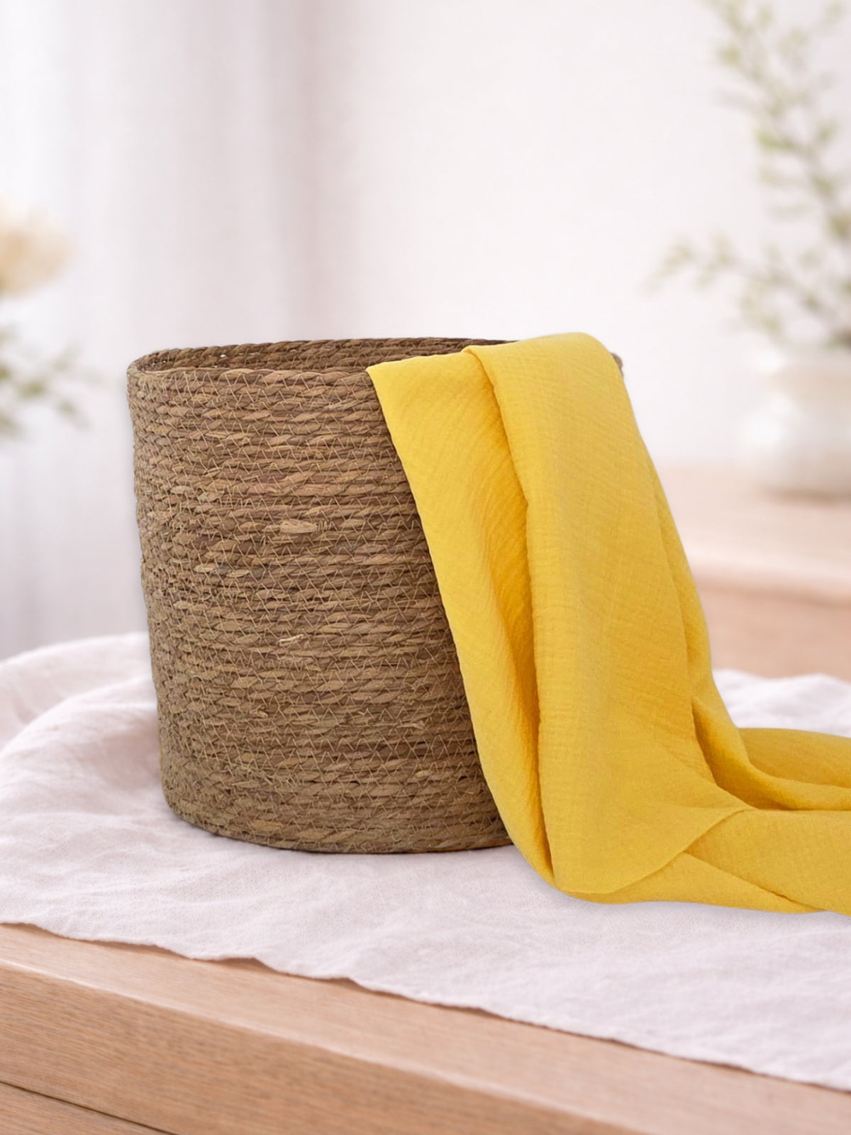 Muselina din bumbac 100% pentru bebelusi, culoare Uni Soft Yellow