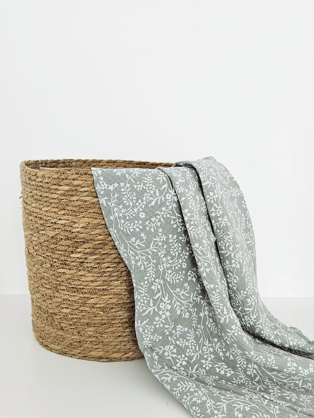 Muselina 70x90 cu imprimeu Taznak Old Green, bumbac 100% Oeko-Tex, realizata de Misina's Store – vedere completa