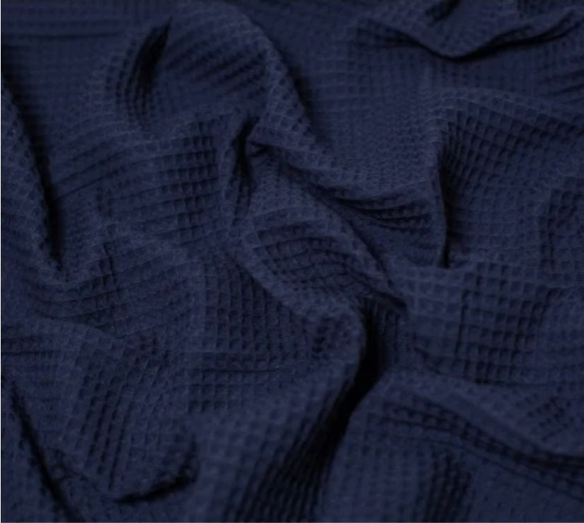 Detaliu textură waffle 100% bumbac Oeko-Tex, culoare indigo, prosopel bebeluși Misina's Store