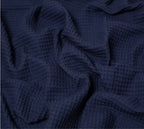 Detaliu textură waffle 100% bumbac Oeko-Tex, culoare indigo, prosopel bebeluși Misina's Store