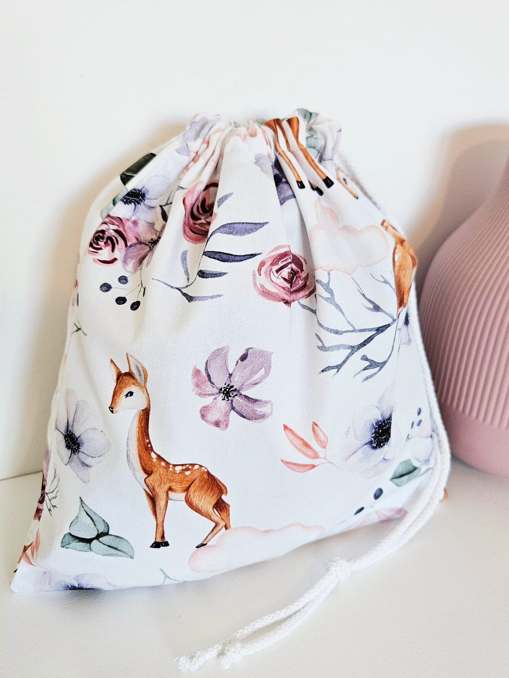 Detaliu imprimeu Bambi pe saculet gradinita 25x30 din bumbac, realizat de Misina's Store